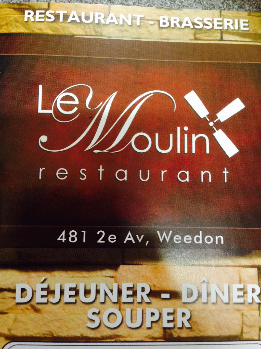 Restaurant Le Château (L-M) Inc | 481 2e Av, Weedon, QC J0B 3J0, Canada | Phone: (819) 877-3888