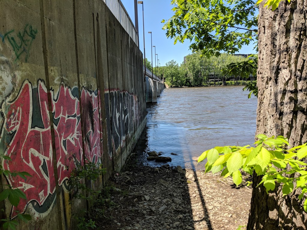 Le Barrage Du Grand Moulin | Rivière des Mille Îles, Laval, QC, Canada | Phone: (450) 978-8000