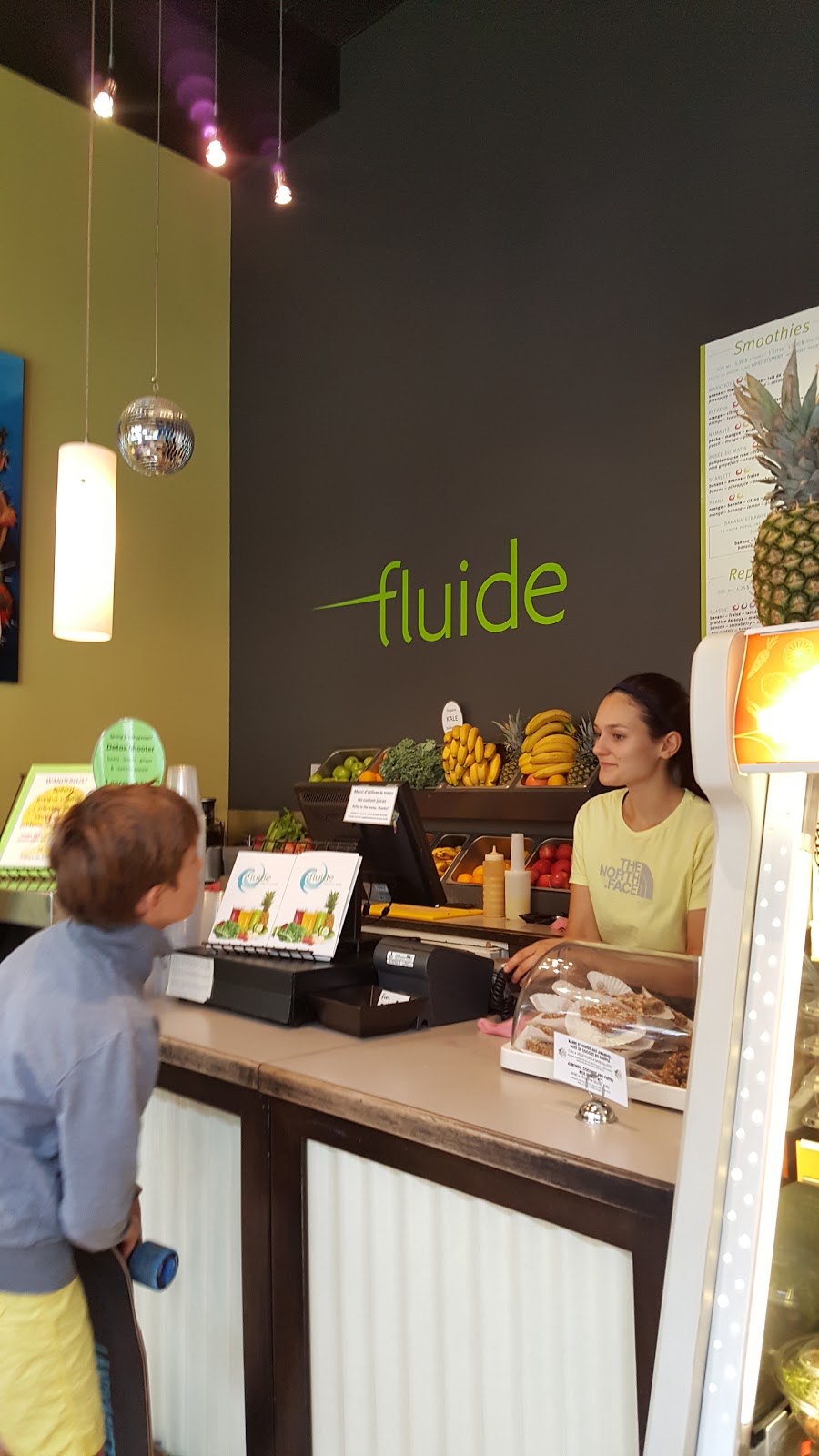 Fluide Bar à Jus | 118 Chem. de Kandahar b6, Mont-Tremblant, QC J8E 1E2, Canada | Phone: (819) 681-4681