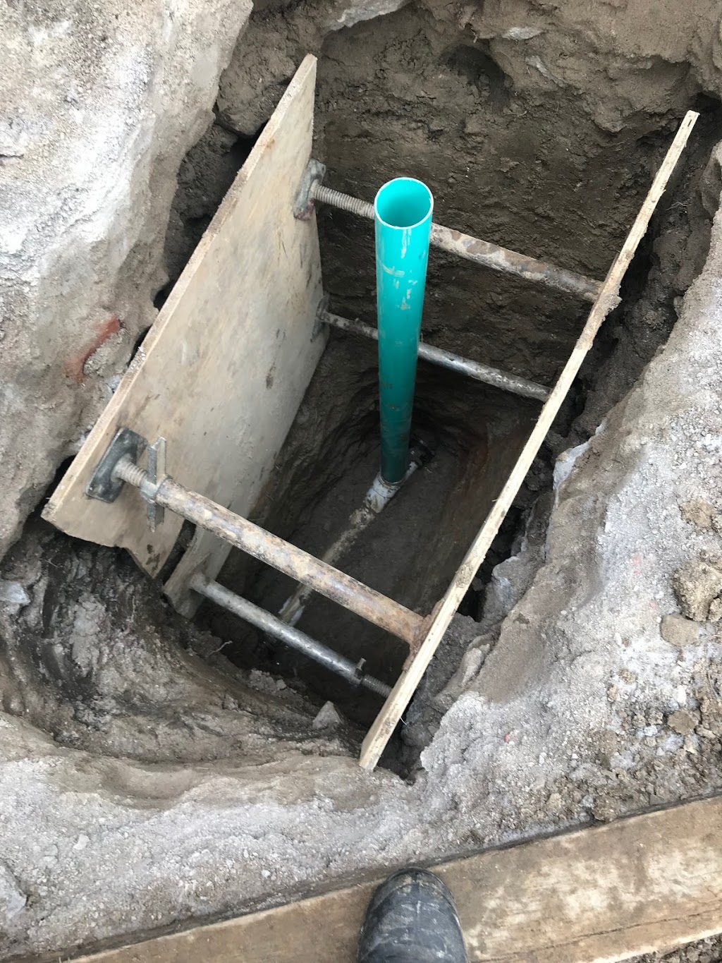 Local Drain Experts - Drain Cleaning & Clogged Drain Service | 1180 Dorval Dr Unit 118, Oakville, ON L6M 3G1, Canada | Phone: (647) 794-3303