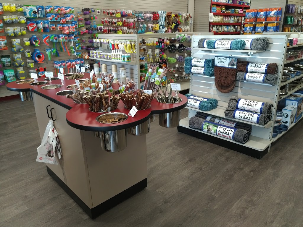 Global Pet Foods | 440-450 Columbia St W, Waterloo, ON N2T 2W1, Canada | Phone: (519) 725-4343