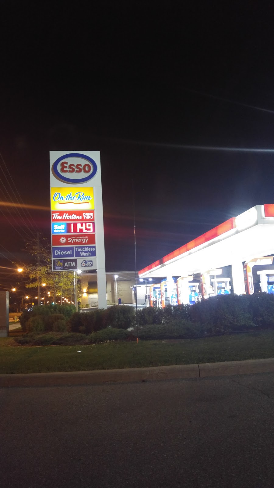 ESSO CIRCLE K | 5975 Steeles Ave E, Scarborough, ON M1V 5P6, Canada | Phone: (416) 282-7020