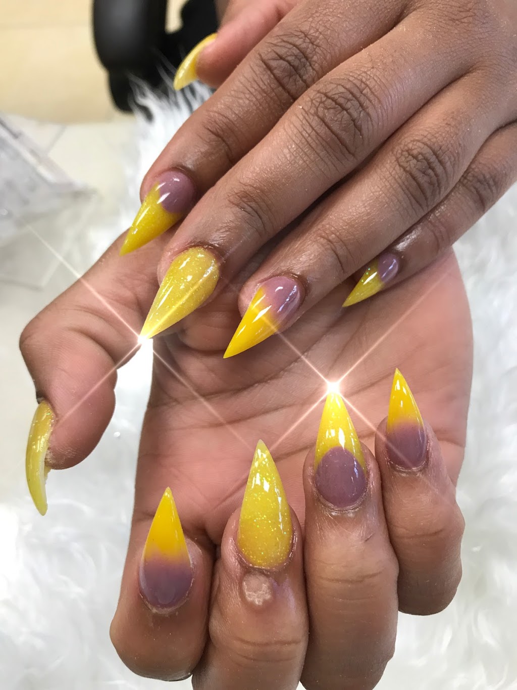 Studio Nails | 760 Danforth Ave, Toronto, ON M4J 1L2, Canada | Phone: (647) 349-2252