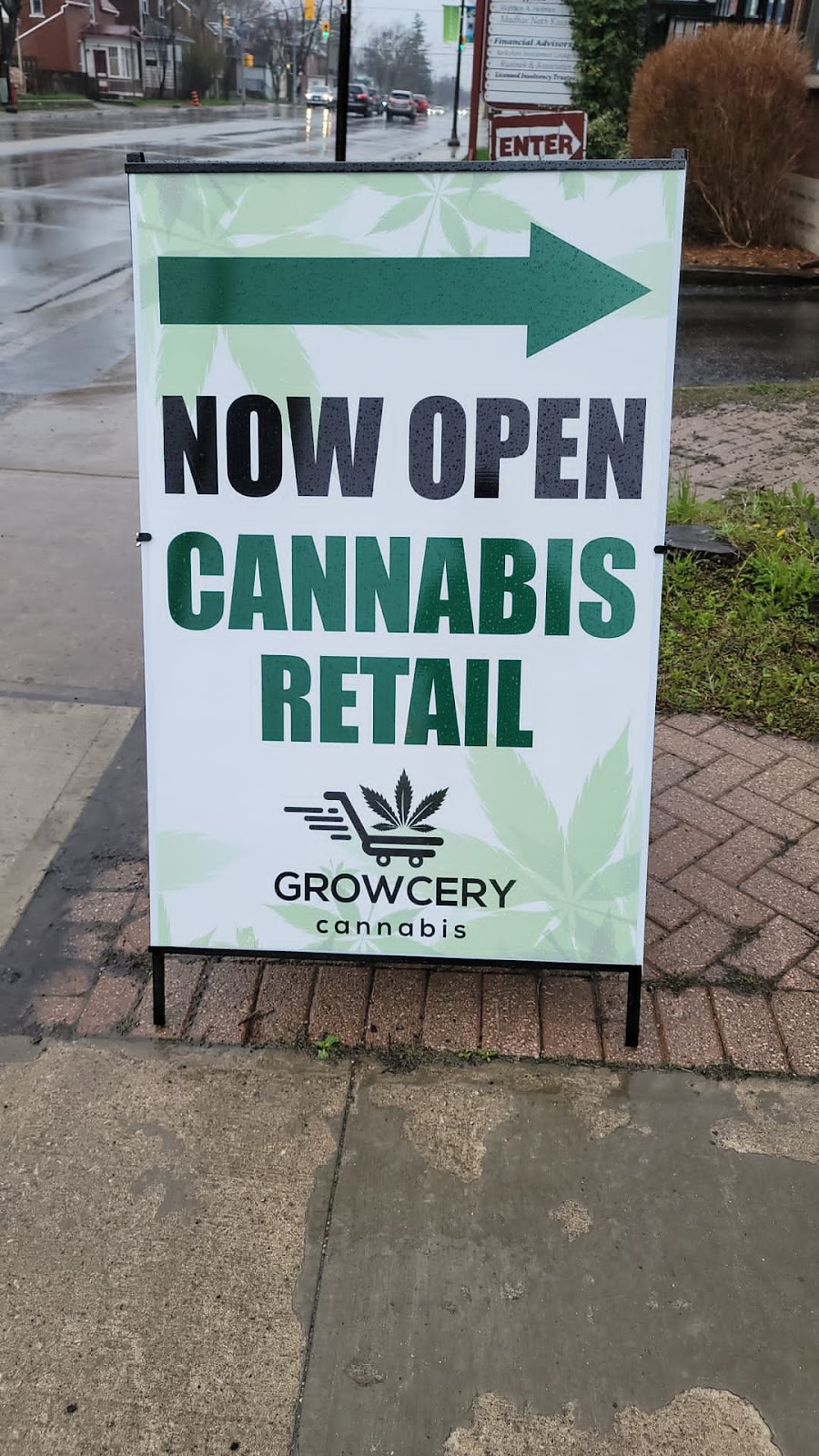 Growcery Cannabis | 178 Queen St W, Brampton, ON L6X 1V6, Canada | Phone: (437) 335-3873