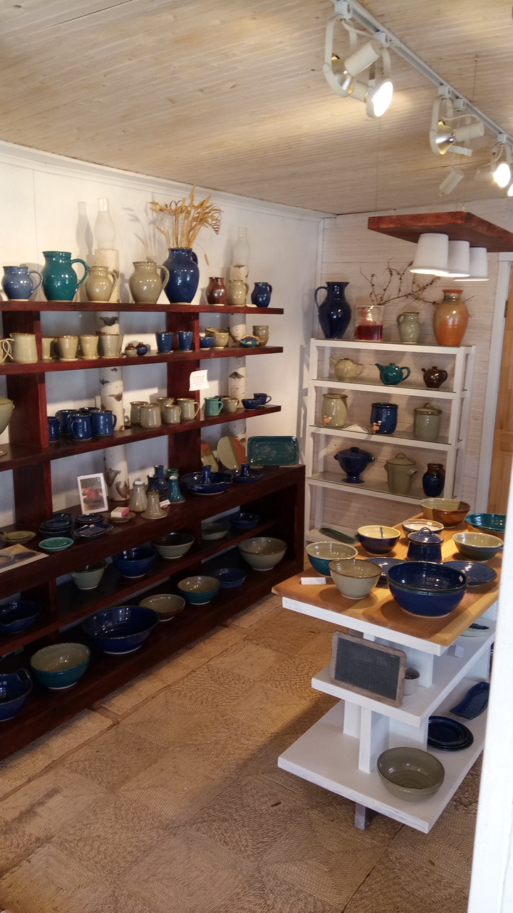 Poterie Pluriel Singulier | 1906 Chemin de Saint-Armand, Saint-Armand, QC J0J 1T0, Canada | Phone: (450) 248-3527