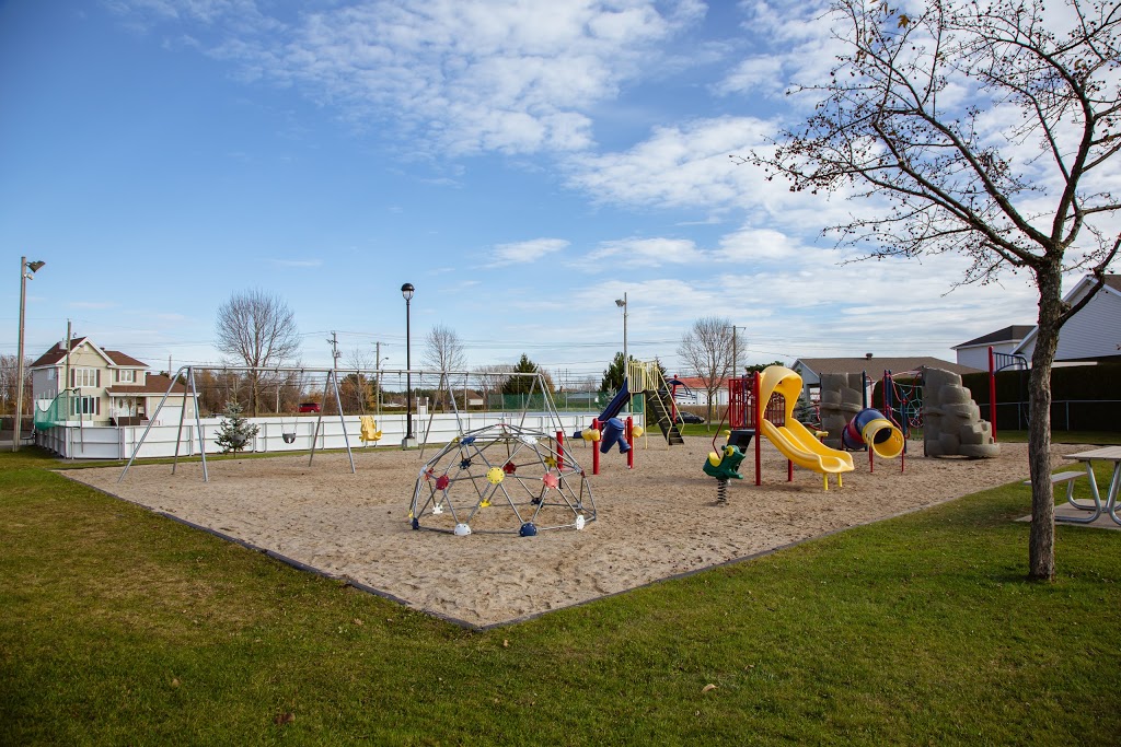 Parc Catherine | 5 Rue Catherine, Victoriaville, QC G6T 1M2, Canada | Phone: (819) 758-1571