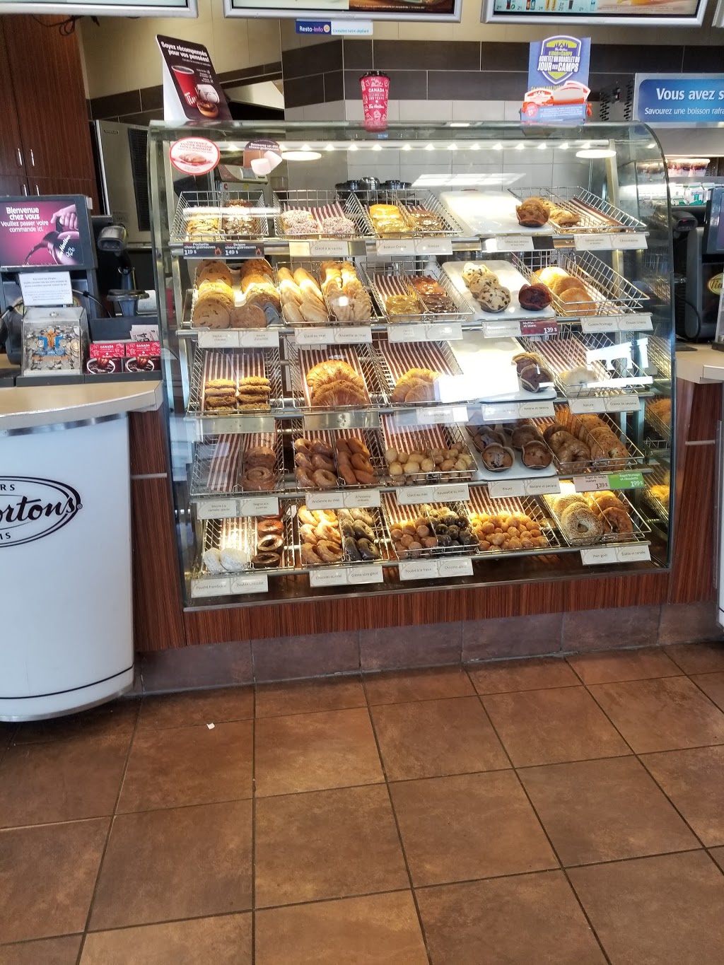 Tim Hortons | 2293 Avenue Chauveau, Québec, QC G2N 1G4, Canada | Phone: (418) 847-8586