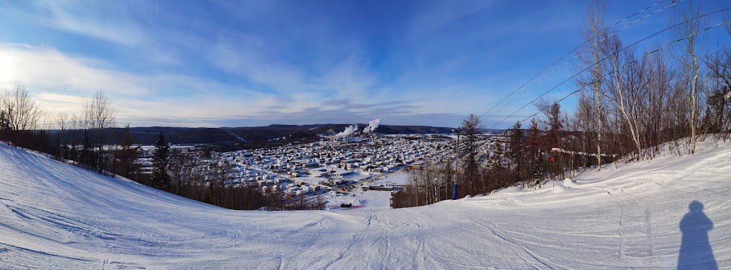 Centre municipal de ski | 700 Rue Desbiens, La Tuque, QC G9X 4E6, Canada | Phone: (819) 523-4422