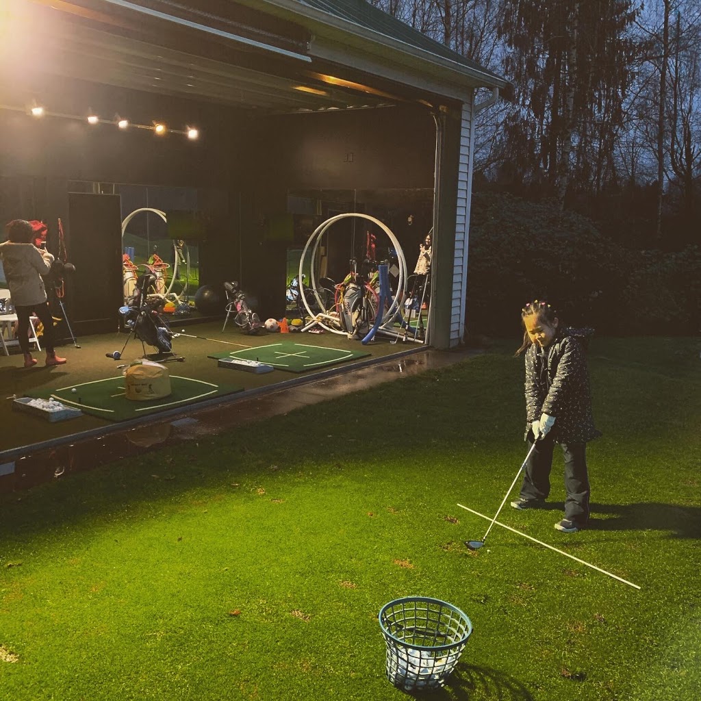 Golf Mecca Center | 16651 Rannie Rd, Pitt Meadows, BC V3Y 1Z1, Canada | Phone: (778) 957-0722