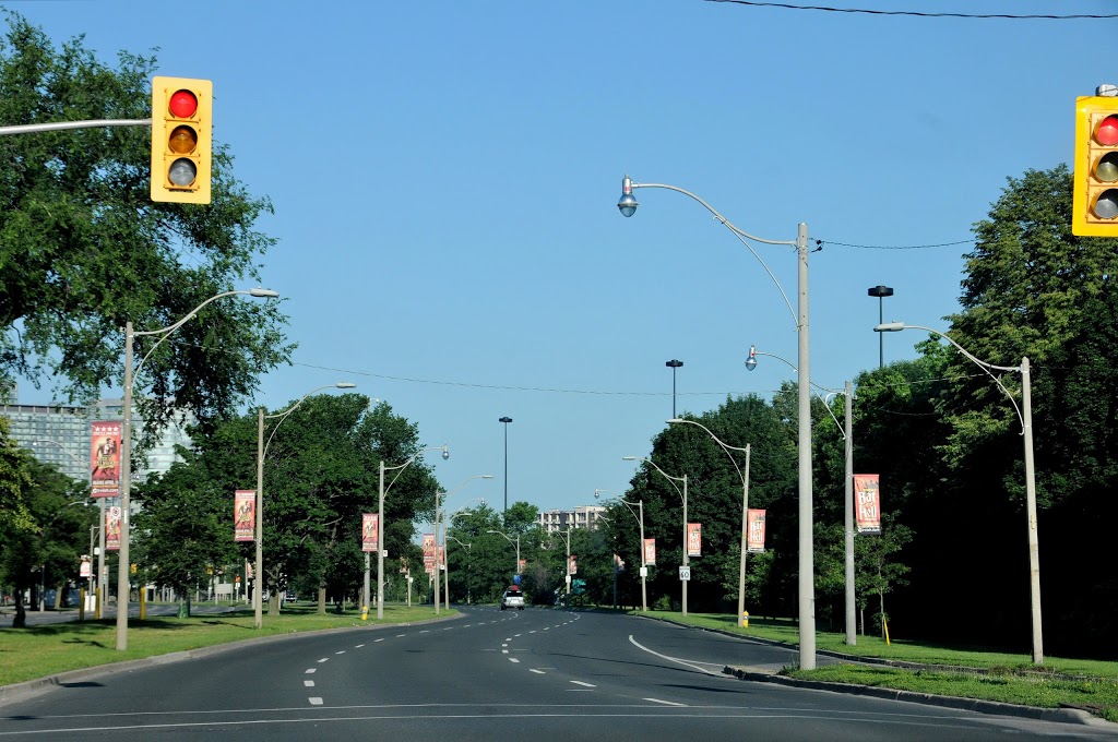 Sir Casimir Gzowski Dog Park | 2001 Lake Shore Blvd W, Toronto, ON M6S 5B5, Canada