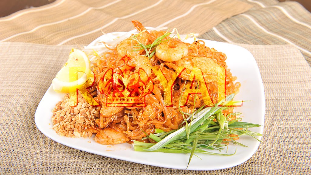 Royal Thai & Hakka Cuisine | 1525 Dundas St E, Whitby, ON L1N 2K7, Canada | Phone: (905) 666-8788