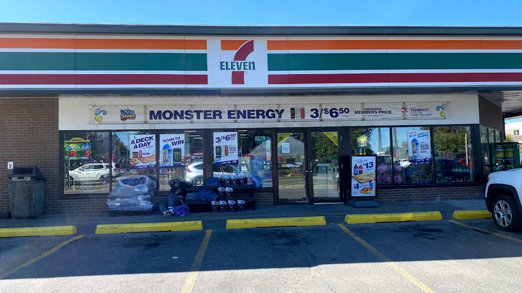 7-Eleven | 2417 4 St NW, Calgary, AB T2M 2Z8, Canada | Phone: (403) 289-9845