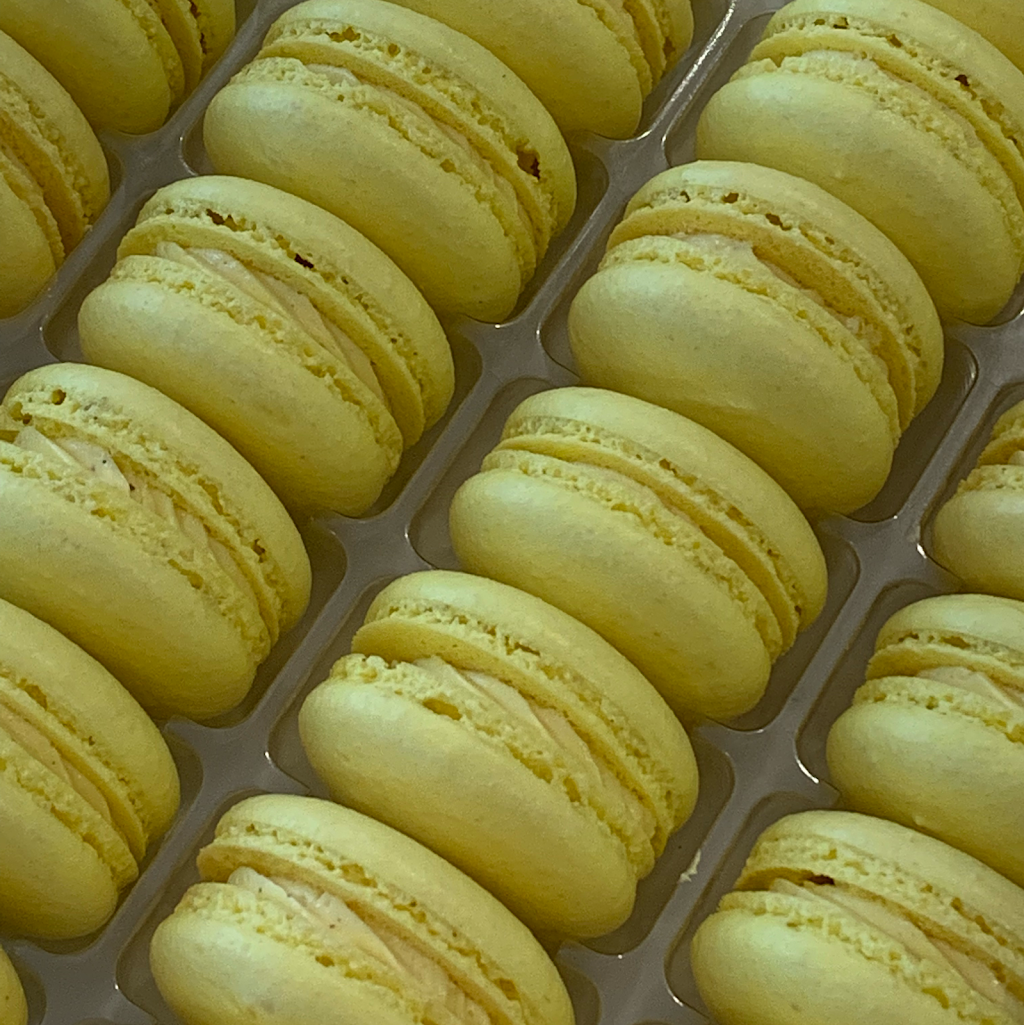 Deux par deux macarons | 568 Rue des Bégonias, Laval, QC H7X 1H8, Canada | Phone: (514) 261-0622