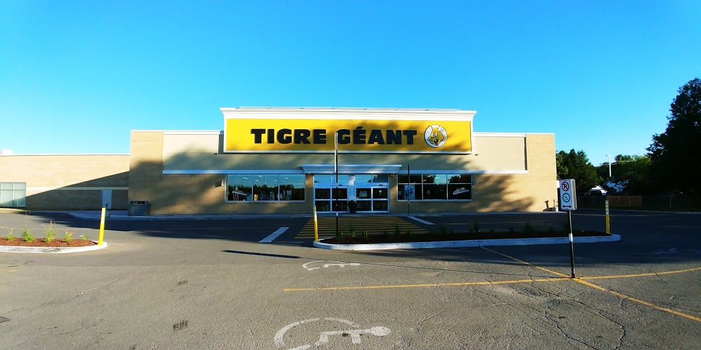 Tigre Géant | 359 Rue Principale, Lachute, QC J8H 2Z8, Canada | Phone: (450) 562-8218