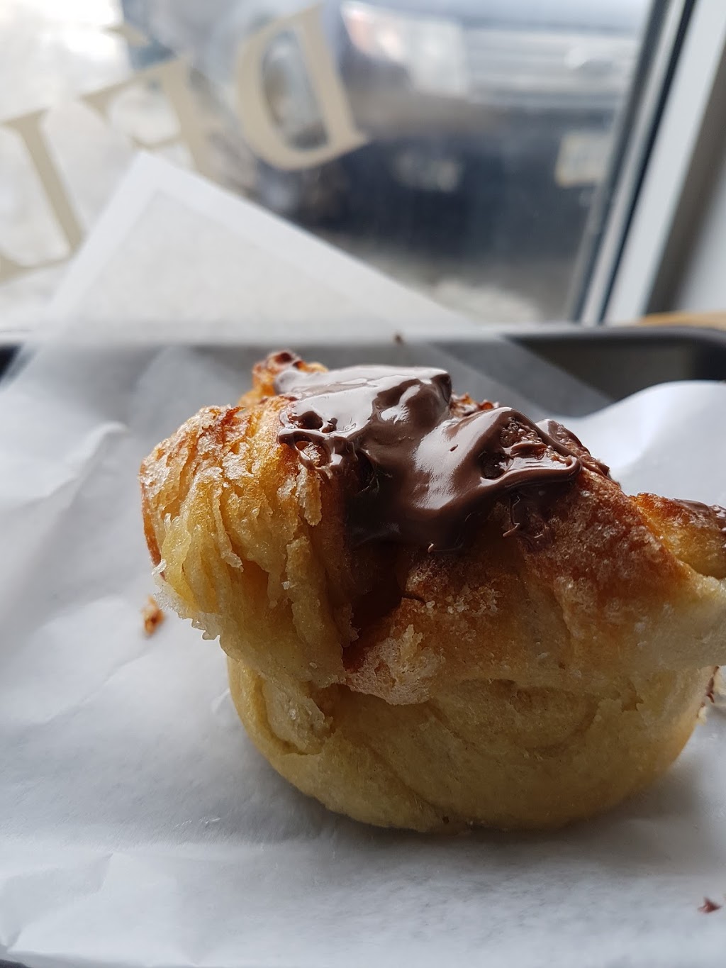 La Maison du Kouign-Amann | 101 A Schneider Rd, Kanata, ON K2K 1Y3, Canada | Phone: (613) 270-0505