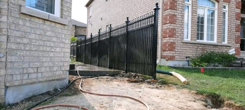 JT Fence Inc | 147 Plains Rd W, Burlington, ON L7T 1G1, Canada | Phone: (289) 795-9847