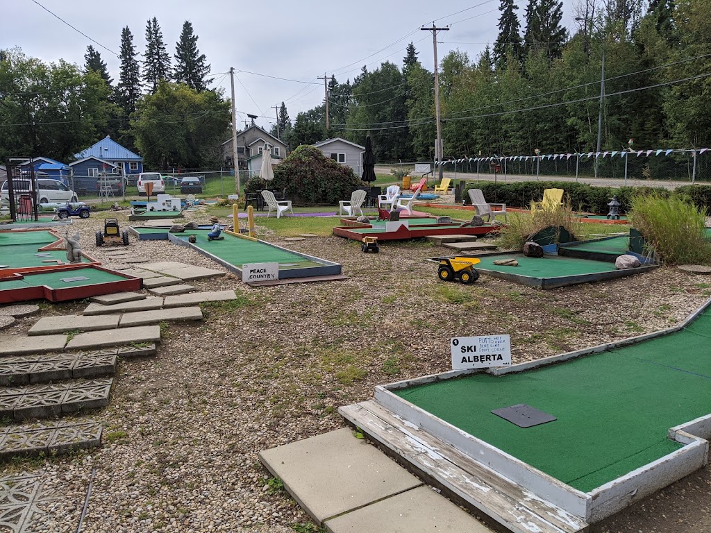 Seba Beach Mini Golf And Ice Cream Stop | 145 4 St S, Seba Beach, AB T0E 2B0, Canada | Phone: (780) 797-5455