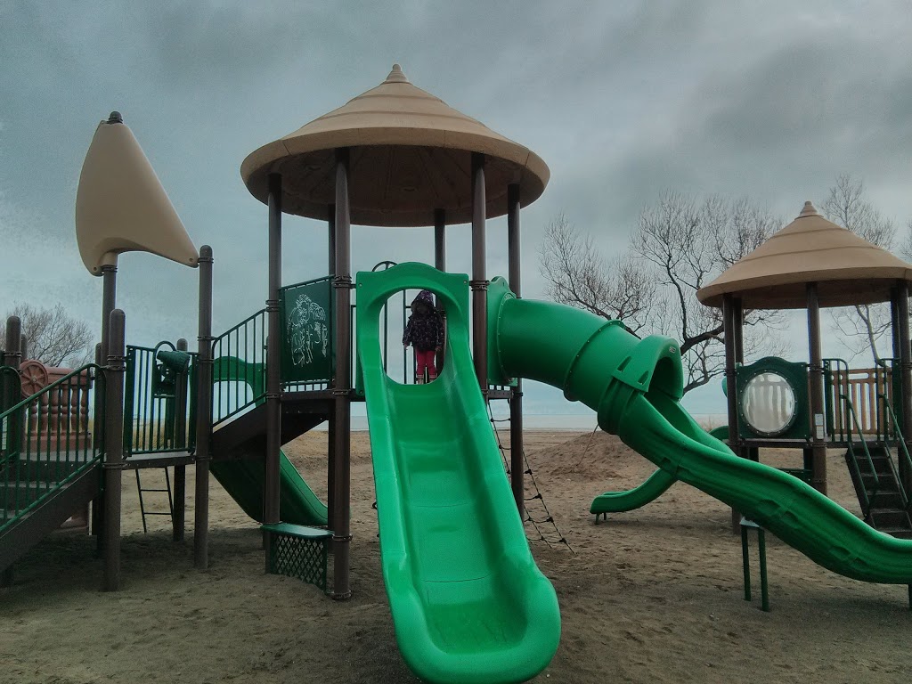 Port Stanley Beach | Lake Erie, Port Stanley, ON, Canada