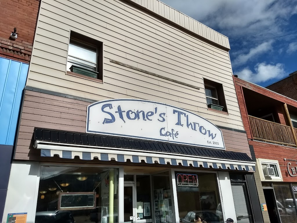 Stones Throw Cafe | 13019 20 Ave, Blairmore, AB T0K 0E0, Canada | Phone: (403) 562-2230