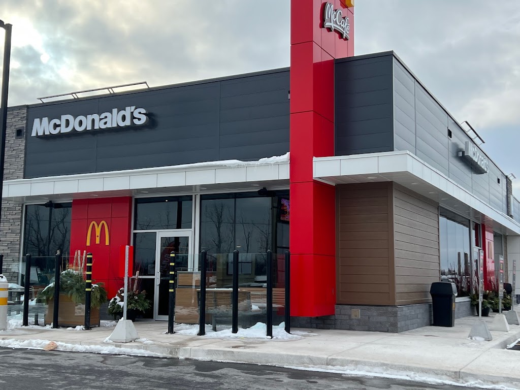 McDonalds | 10 Tatton Ct, King City, ON L7B 1K5, Canada | Phone: (905) 833-8322