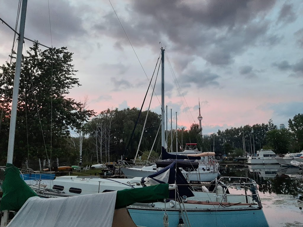 Toronto Island Marina | 1 Avenue of the Island, Toronto, ON M5J 2W2, Canada | Phone: (416) 203-1055