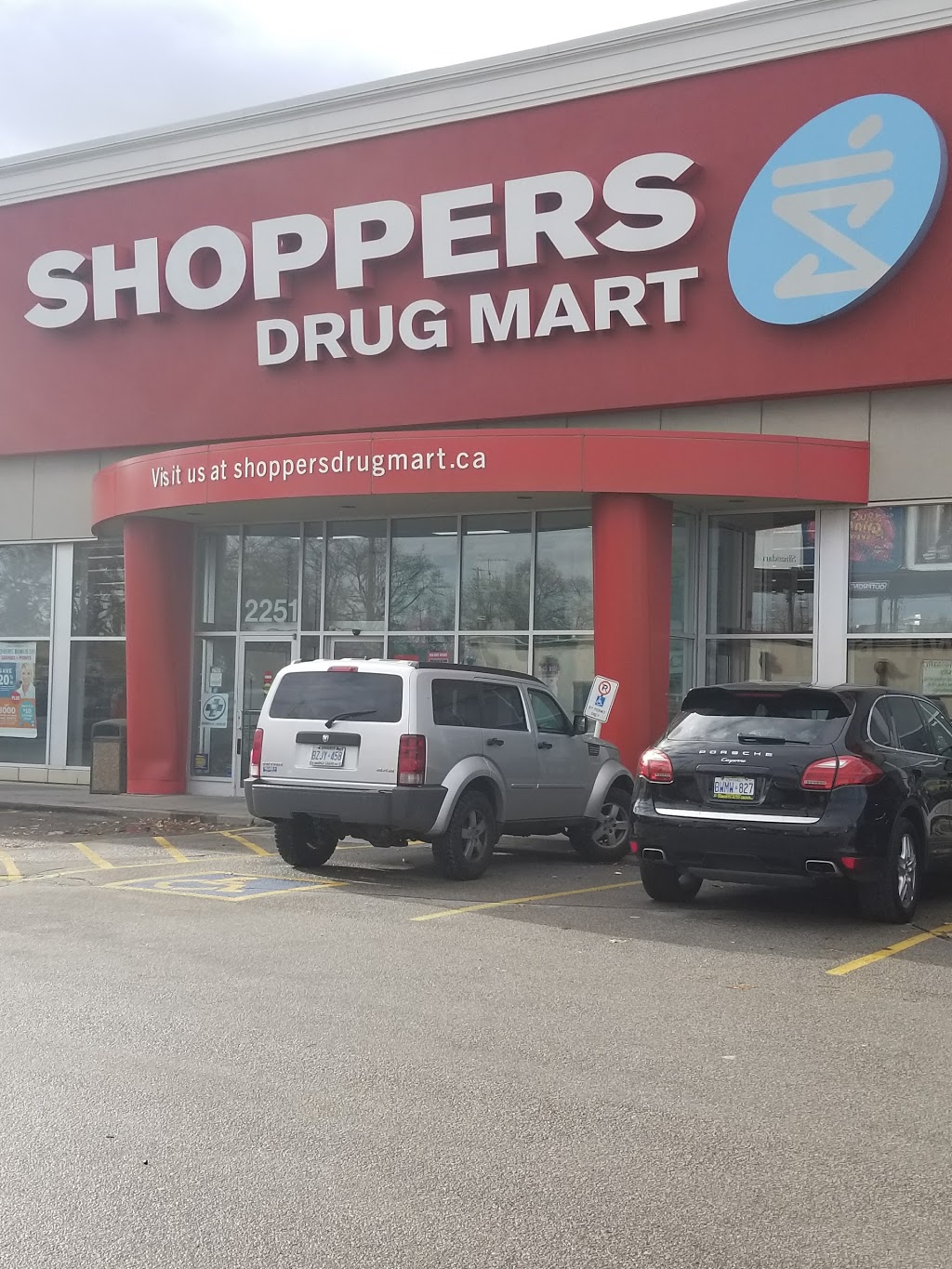 Shoppers Drug Mart | 2251 Lawrence Ave E, Scarborough, ON M1P 2P5, Canada | Phone: (416) 759-6767