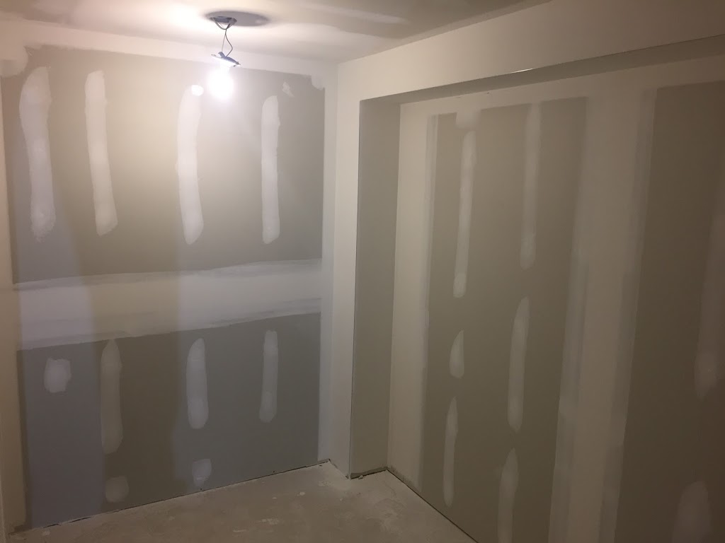 Newmarket Drywall Taping and Stucco Removal | 123 Warwick Crescent, Newmarket, ON L3X 1N9, Canada | Phone: (289) 716-6266