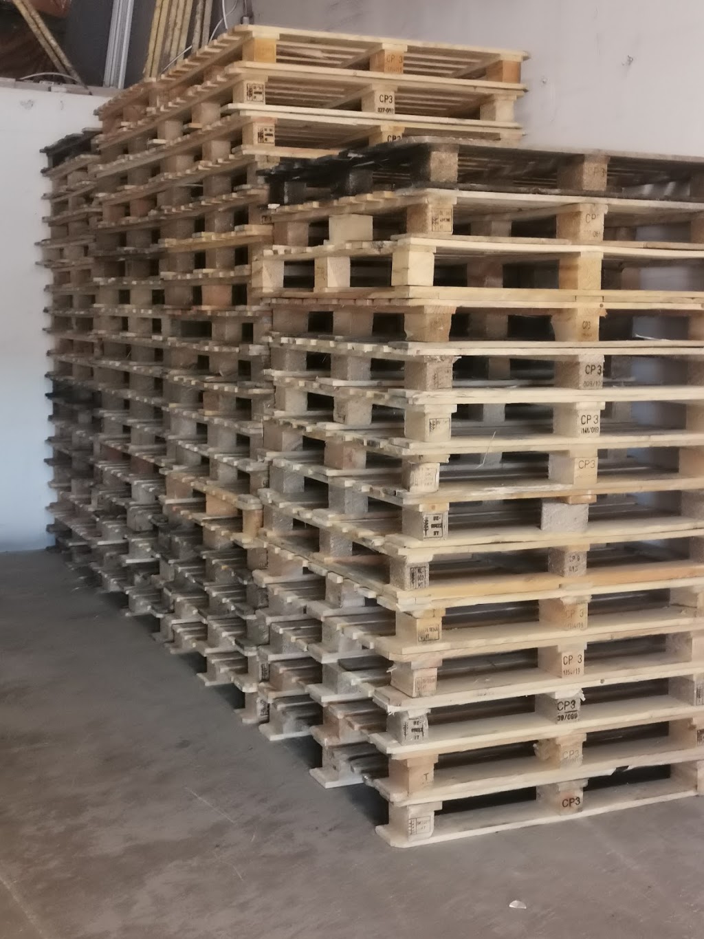 Affordable Pallet Group | 15 Fisherman Dr unit 42, Brampton, ON L7A 1B7, Canada | Phone: (416) 717-7257