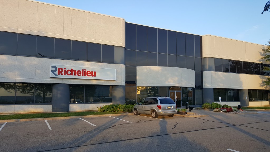 Richelieu MISSISSAUGA | 6425 Airport Rd, Mississauga, ON L4V 1E4, Canada | Phone: (905) 672-1500