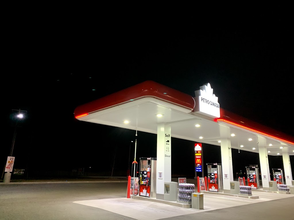 Petro-Canada | 1635 Essex County Rd 22, Belle River, ON N0R 1A0, Canada | Phone: (519) 727-3072