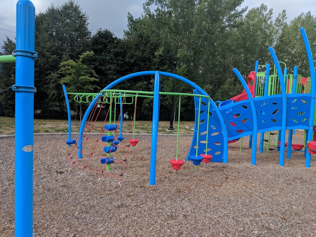 Parc Fonrouge Kid Playground | Longueuil, QC J4L, Canada