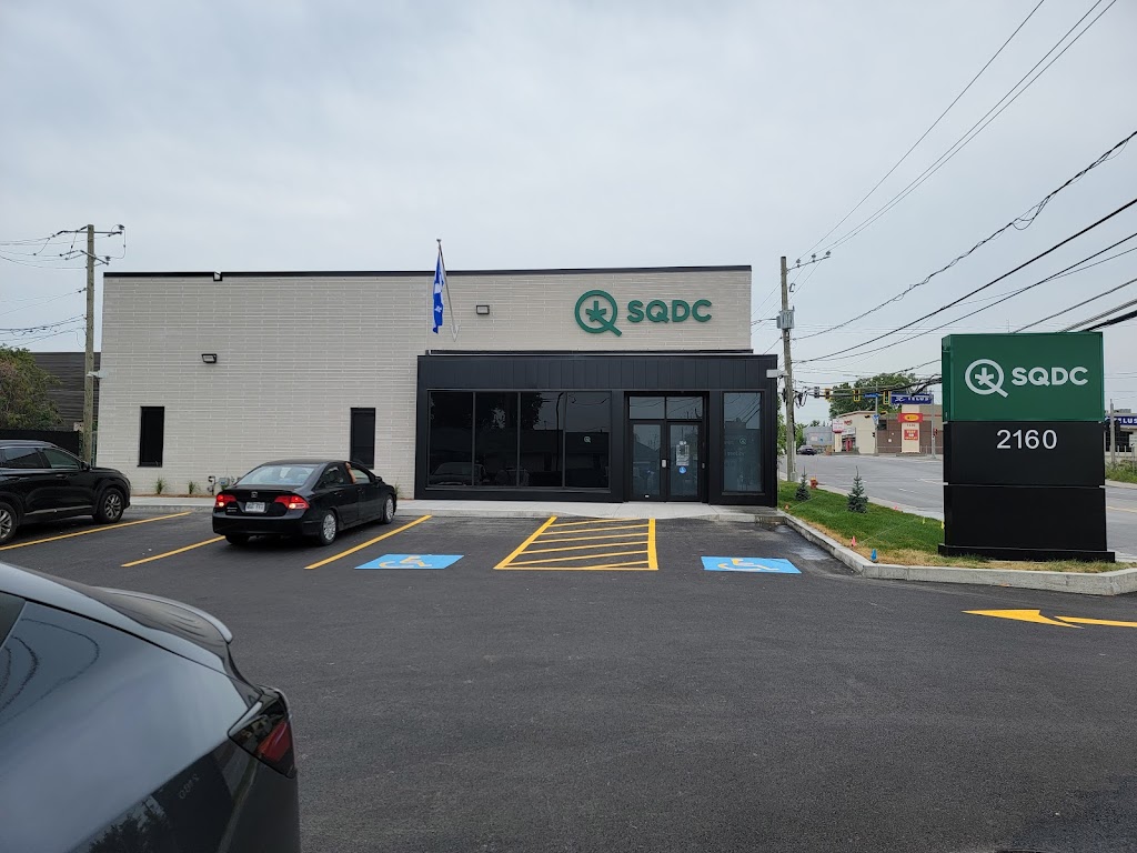 SQDC | 2160 Boulevard des Laurentides, Laval, QC H7M 2Y6, Canada | Phone: (450) 490-8045