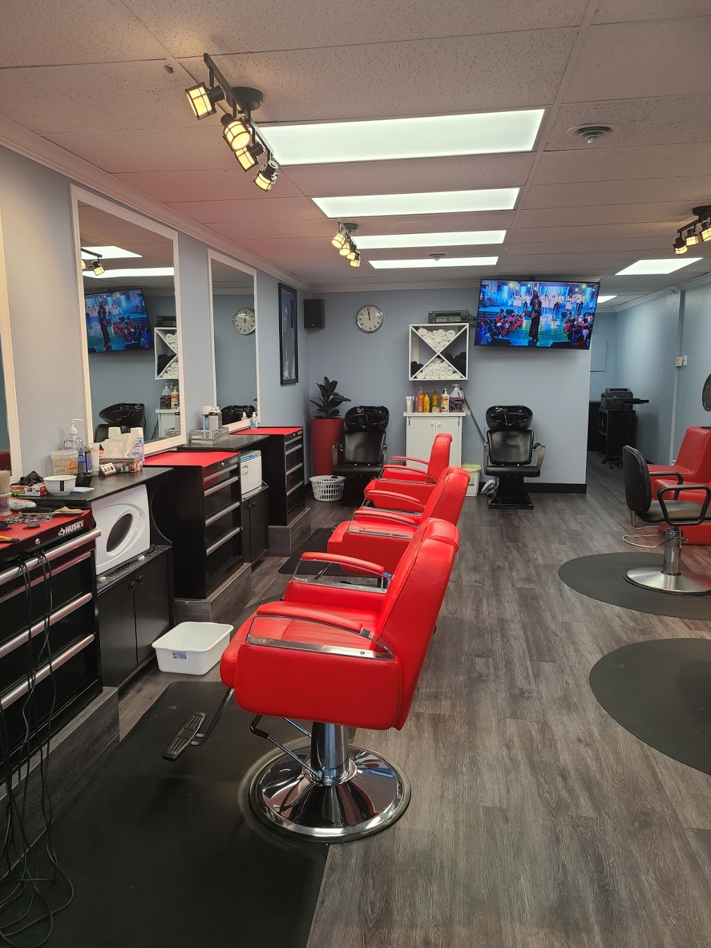 A New Afra Hair Designs Salon | 2524 Kingsway, Vancouver, BC V5R 5H2, Canada | Phone: (604) 431-4589