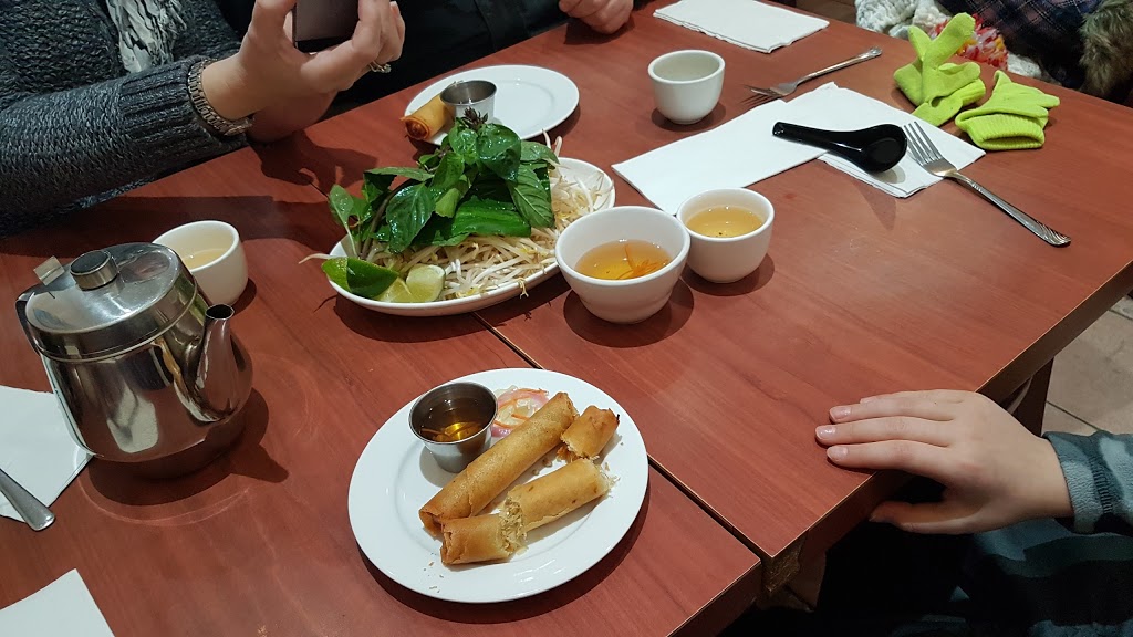 Pho Thi Noodle Soup Restaurant | 1691 Merivale Rd, Nepean, ON K2G 4R2, Canada | Phone: (613) 224-7687