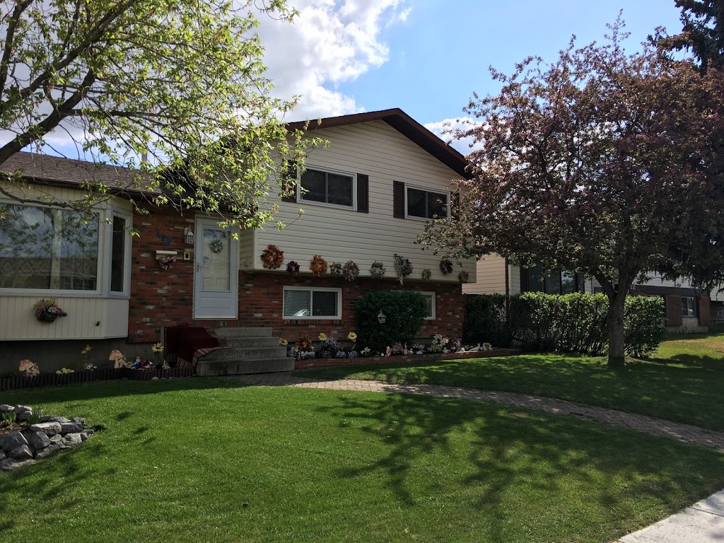 Rundle Station Homestay | 228 Rundlemere Rd NE, Calgary, AB T1Y 3K8, Canada | Phone: (403) 890-6077