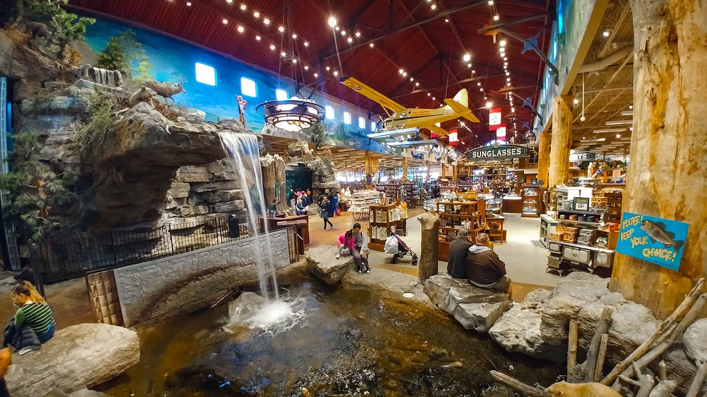 Bass Pro Shops | 1 Bass Pro Mills Dr, Concord, ON L4K 5W4, Canada | Phone: (905) 761-4000