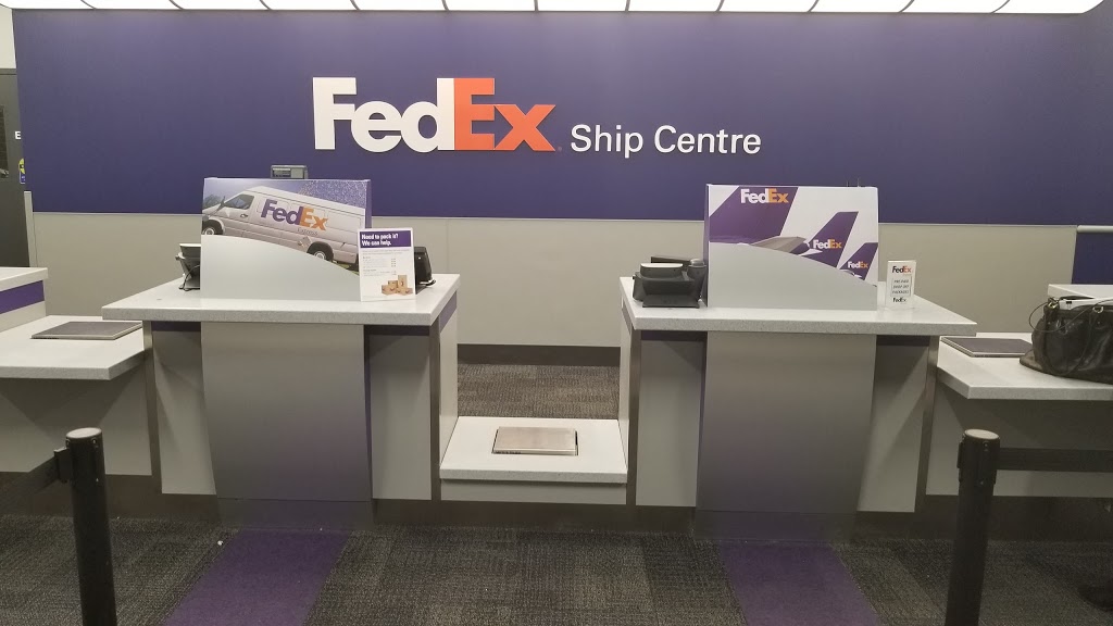 FedEx Ship Centre | 475 Commissioners St, Toronto, ON M4M 1A5, Canada | Phone: (800) 463-3339