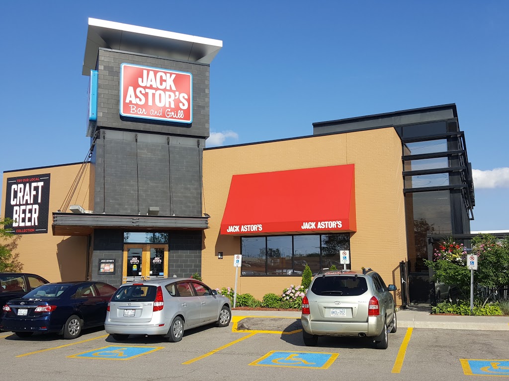 Jack Astors Bar & Grill | 3140 S Service Rd, Burlington, ON L7N 3J3, Canada | Phone: (905) 333-0066