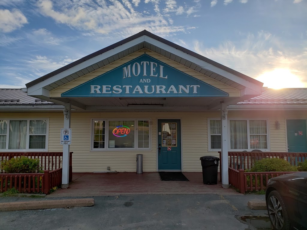 Fairwinds Motel & Restaurant | 22522 Main St, Sheet Harbour, NS B0J 3B0, Canada | Phone: (902) 885-2502