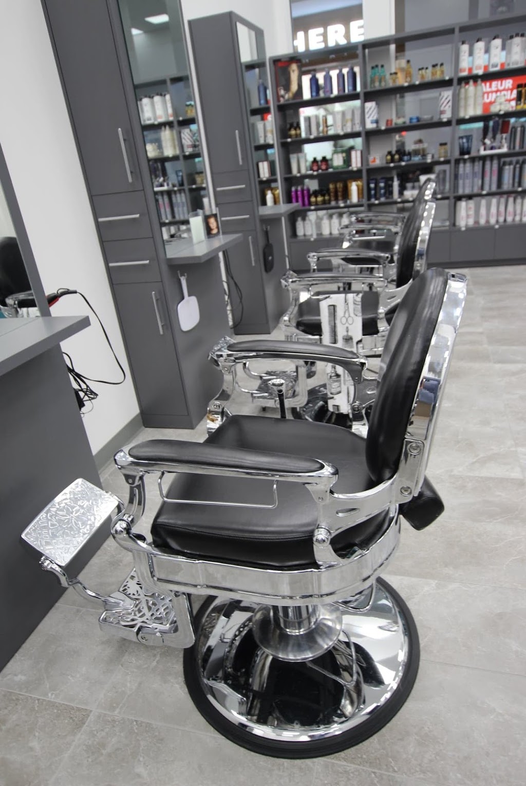 Unique elle et lui Coiffure | 1185 Boulevard Moody, Terrebonne, QC J6W 3Z5, Canada | Phone: (450) 471-2242