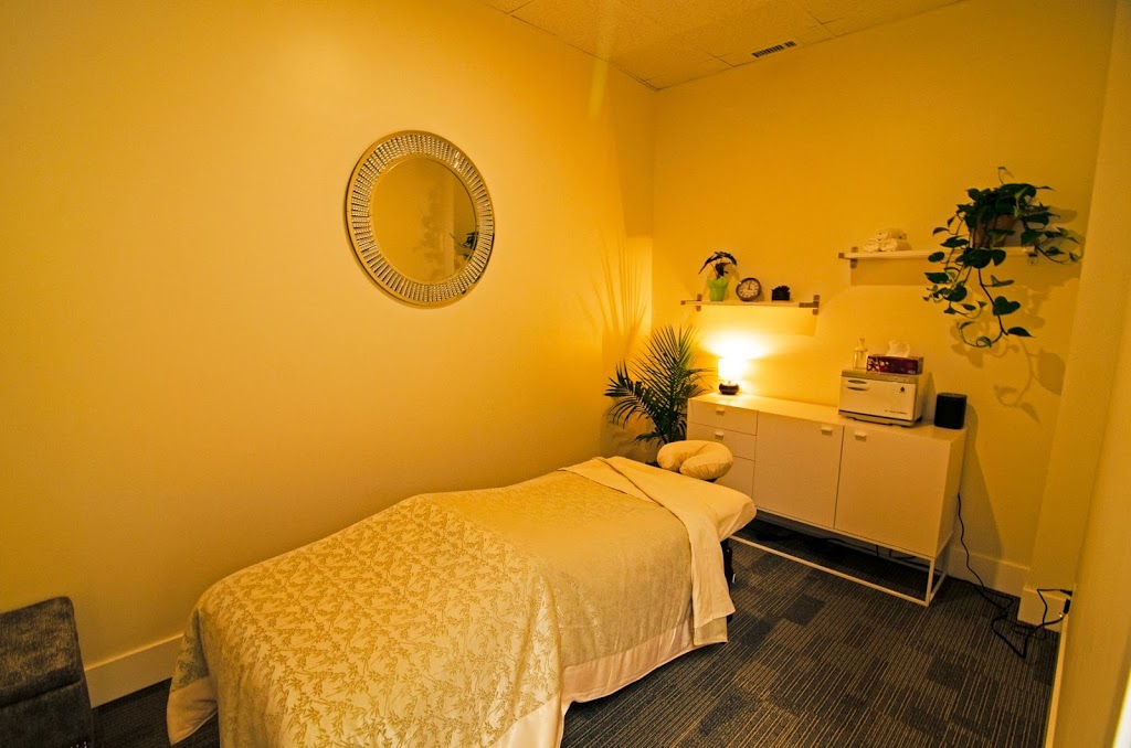 Parkview Massage + Wellness | 380 Canyon Meadows Dr SE #3125, Calgary, AB T2J 7C3, Canada | Phone: (587) 585-2535