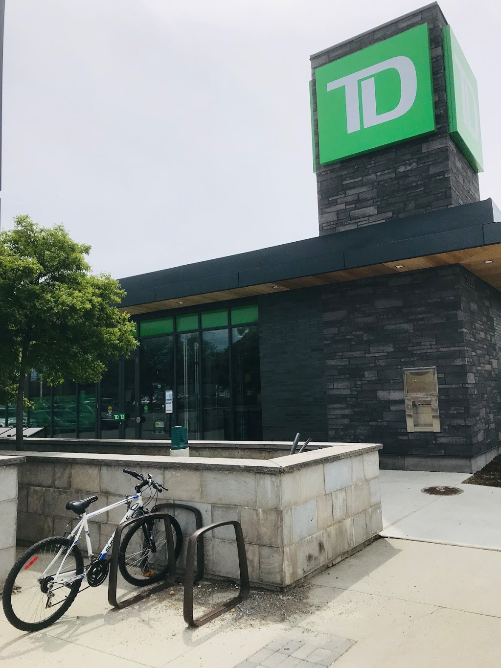 TD Canada Trust Branch and ATM | 2135 Victoria Park Ave, Scarborough, ON M1R 0G1, Canada | Phone: (416) 441-2041