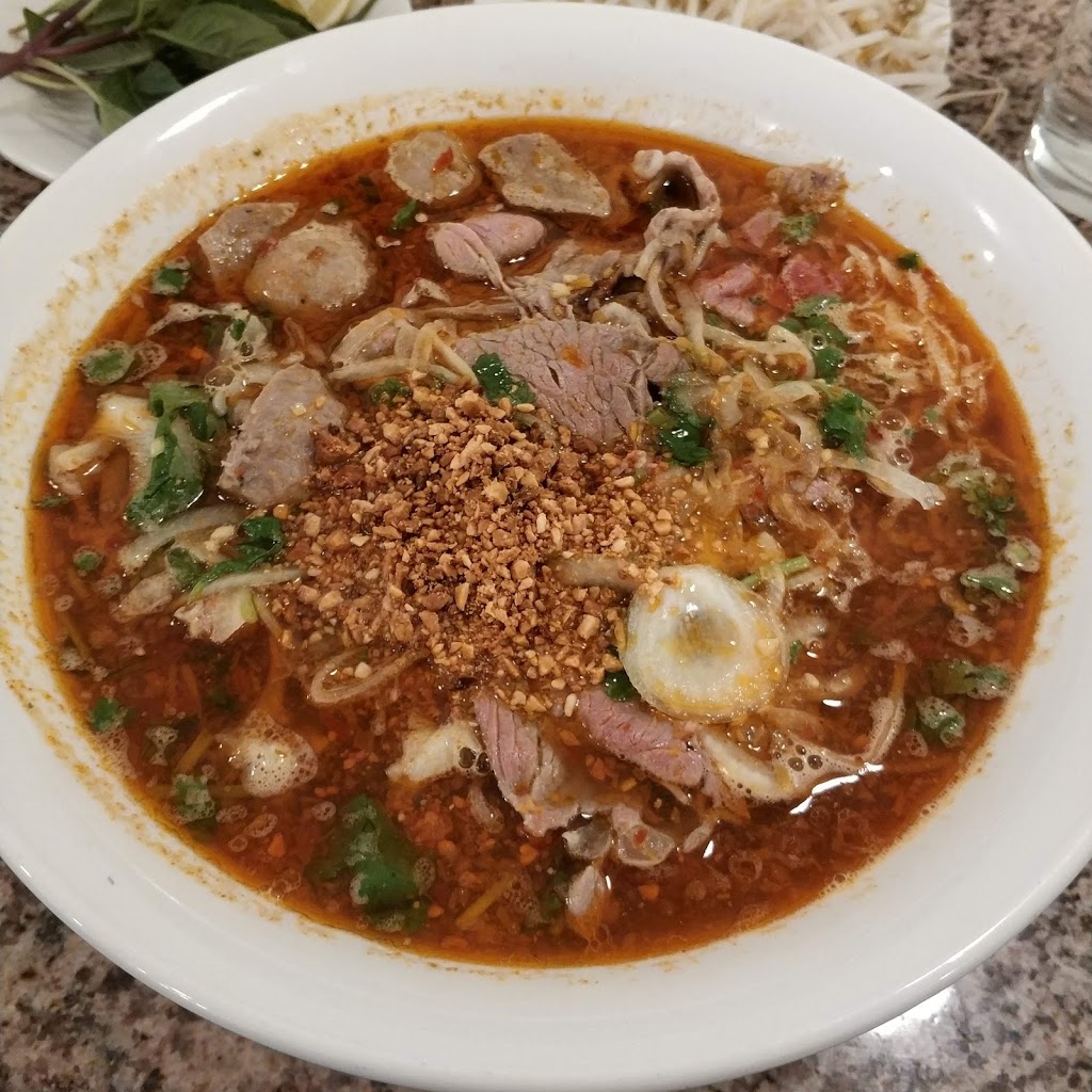 Pho Sate Nolan Hill | 512, 8 Nolan Hill Blvd NW, Calgary, AB T3R 0X2, Canada | Phone: (403) 474-9999