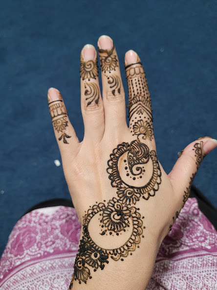 Henna Art Studio | 32 Clover St, Moncton, NB E1A 6B6, Canada | Phone: (416) 474-7578