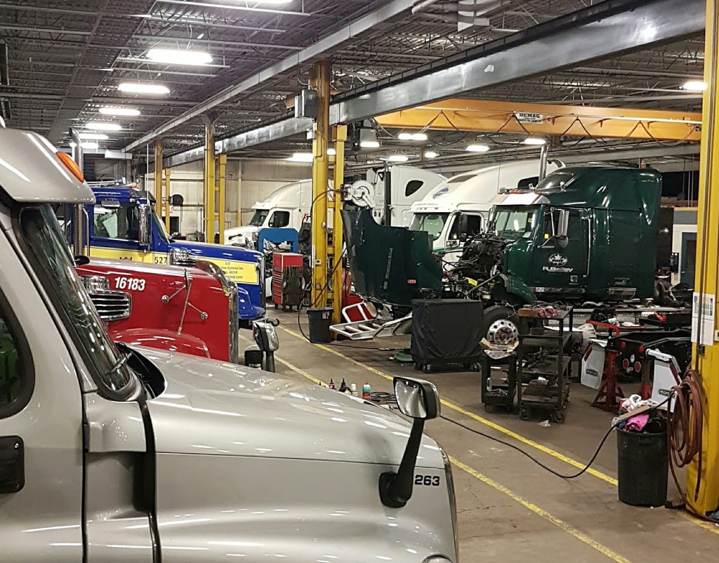 Metro Freightliner Hamilton Inc | 475 Seaman St, Stoney Creek, ON L8E 2R2, Canada | Phone: (800) 207-5568