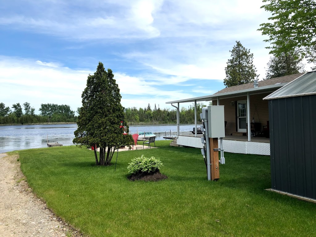 Cedar Valley Trailer Park | 657 Thunder Bridge Rd, Lindsay, ON K9V 4R1, Canada | Phone: (705) 324-9887