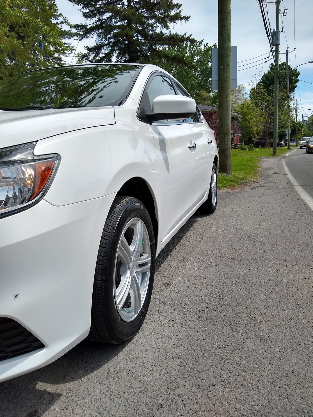 Jeffs Hand Car Wash | 130 Grand Boulevard, LÎle-Perrot, QC J7V 4X1, Canada | Phone: (514) 425-9977