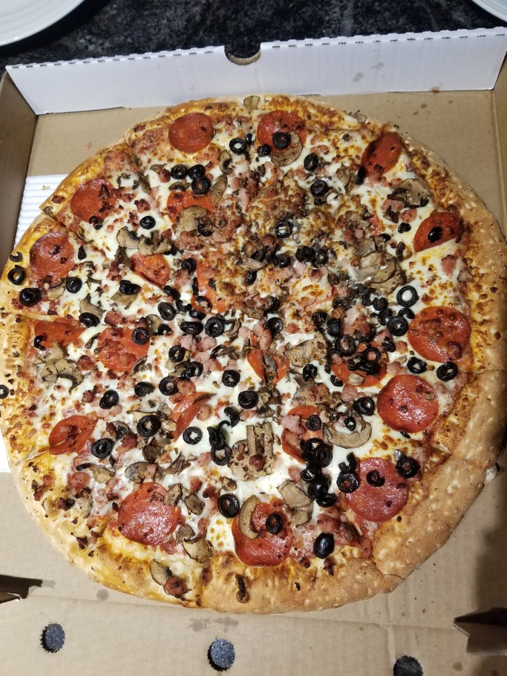 City Pizza | 628 King St N, Waterloo, ON N2V 1B4, Canada | Phone: (519) 725-6868