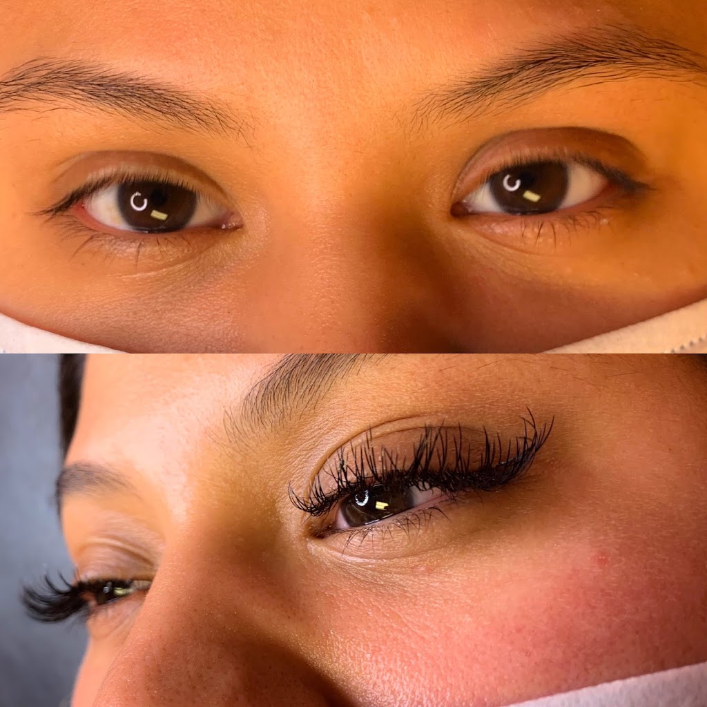 Finest Lash | 2351 Royal Windsor Dr Unit #202, Mississauga, ON L5J 4S7, Canada | Phone: (416) 936-5274