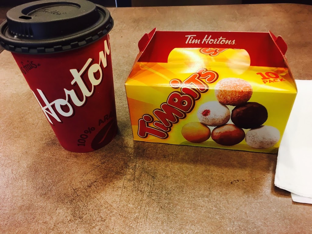 Tim Hortons | 2323 Boulevard Marcel-Laurin, Saint-Laurent, QC H4R 1K4, Canada | Phone: (514) 331-7171